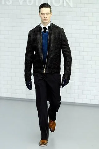 Look 17